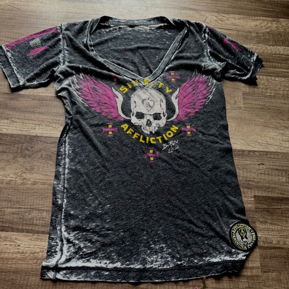 Affliction Tops - Affliction Sin City Skull Wings Burnout V-Neck Graphic T-Shirt Gray Pink Womens
